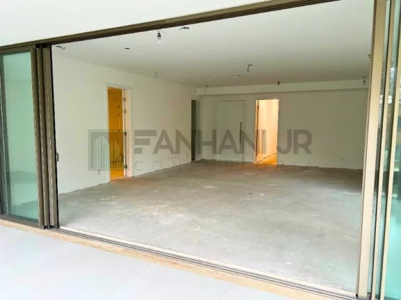 Imagem Imperdível: Apartamento de Alto Padrão com 3 Suítes no Jardim América, São Paulo - 239m², 3 Vagas. Venha Conferir!