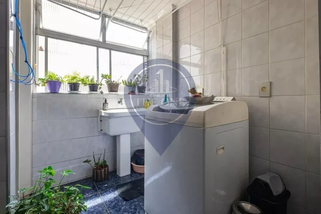 Imagem ADQUIRA JÁ ESTE LUXUOSO APARTAMENTO 3 QUARTOS EM PINHEIROS, SÃO PAULO! 160m², 1 SUÍTE, 2 SALAS, 2 BANHEIROS, 1 VAGA. APAIXONE-SE!