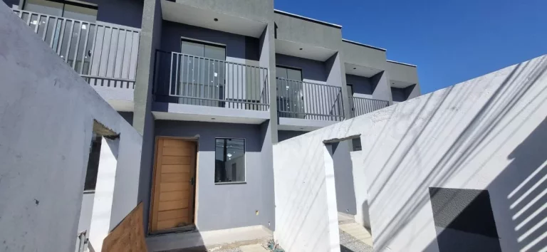 Imagem Casa à venda em Franco da Rocha-SP, bairro Vila Eliza: 2 quartos, 1 sala, 2 banheiros, 1 vaga de garagem. Venha conferir!