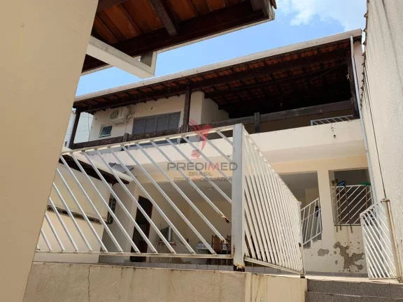 Imagem Compre essa ...oacute;tima casa, localizada no bairro Portal das Colinas. O im...oacute;vel cont...e...