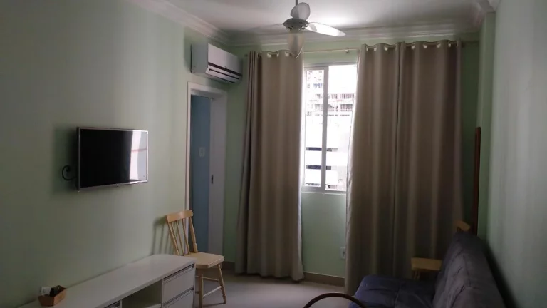 Imagem Apartamento para Temporada em Balneário Camboriú / SC no bairro Centro