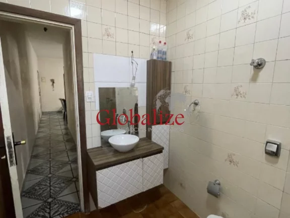 Imagem Apartamento com 2 dormitórios no Embaré em Santos por $ 385.000,00