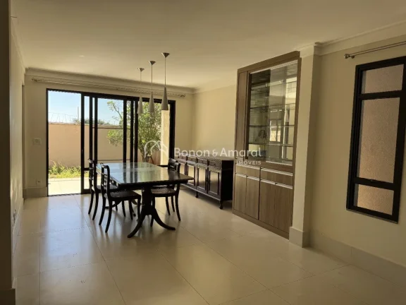 Imagem Este imóvel espaçoso oferece 153m² de área construída, garantindo conforto e amplitude em todos...