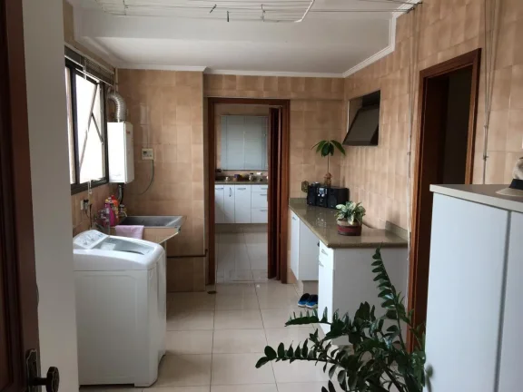Imagem Excelente apartamento para locação ou venda, 3 dormitórios sendo 1 suíte com closet, sala 3 ambi...