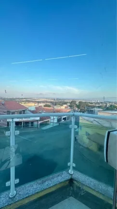 Imagem Salão Comercial de Alto Padrão para Locação em Sorocaba-SP, Jardim Maria Eugênia: 1 Sala, 2 Banheiros, 250m² de Área.