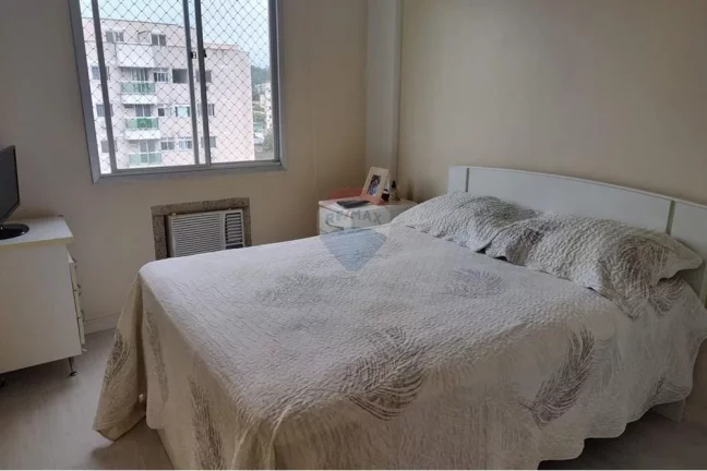 Imagem Apartamento á venda com 2 quartos e com 64m² em Praça Seca - Rio de janeiro