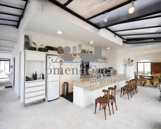 Imagem Cobertura Duplex em Higienópolis com 600m², 5 quartos sendo 2 suítes e 6 vagas.