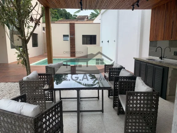 Imagem Casa na praia de Boiçucanga a 200 mts do mar