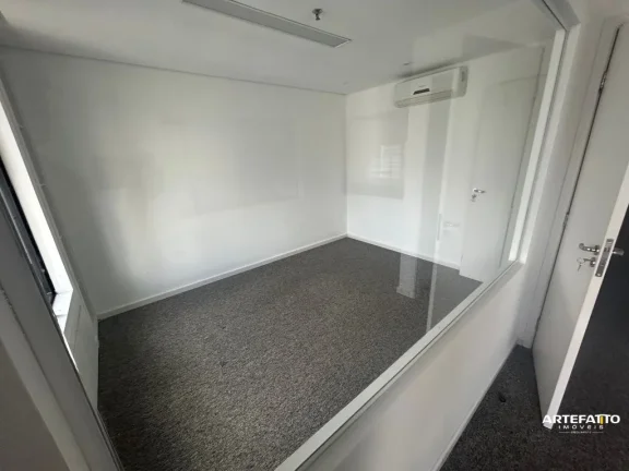 Imagem Sala Comercial / Laje com privacidade (andar exclusivo)-Próximo a ponte Estaiada