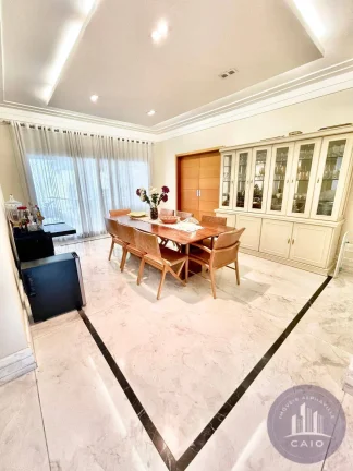 Imagem Mansão com 5 suítes à venda, 720 m² por R$ 8.494.000 - Alphaville