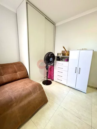 Imagem Casa térrea independente, 2 quartos, Vila do Peró - Cabo Frio