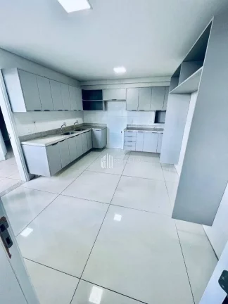 Imagem Apartamento pronto para morar, 3 dormitórios à venda por R$ 1.950.000,00 - Edifício KARLOVY VARY - Jóquei - Teresina/PI