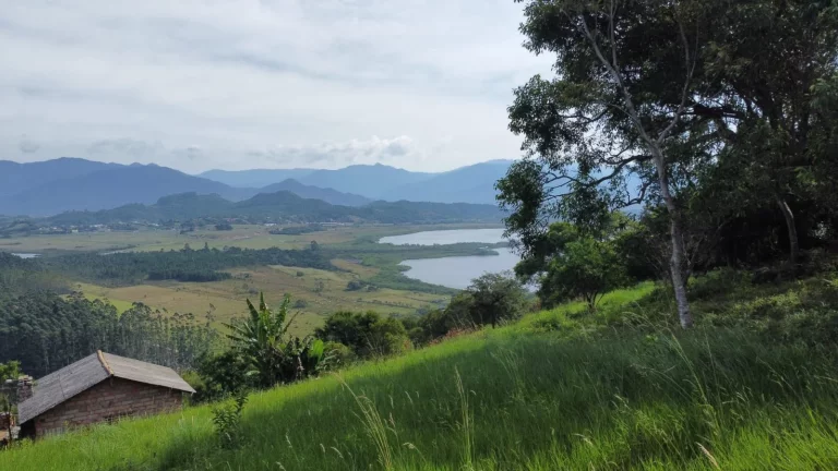 Imagem Terreno em Condomínio à Venda em Paulo Lopes-SC, Bairro Ribeirão Grande - 800m² de Área!