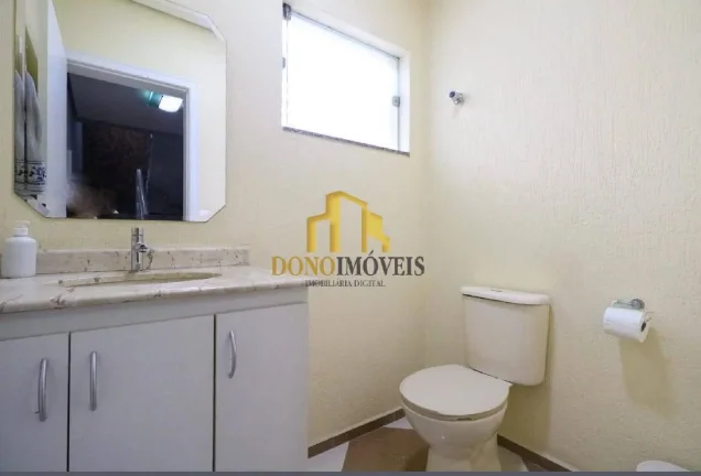 Imagem Sobrado amplo com 215 m², 3 dormitórios, Bairro Ceramica, SCS