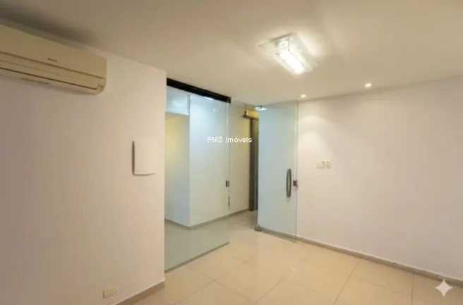 Imagem Conjunto Comercial em Indianópolis, com 118m²