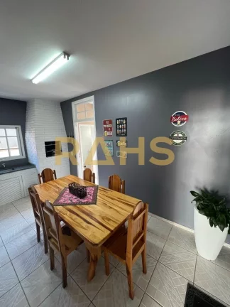 Imagem Casa alto padrão no bairro Santo Antônio com piscina, 3 dormitórios sendo 1 suíte. Excelente cas...