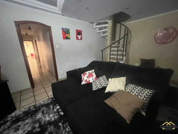 Imagem Locação de casa comercial ou residencial com 3 quartos (1 Suíte) 2 vagas e piscina - Vila Arens - Jundiaí/SP
