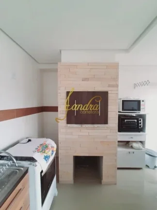 Imagem Ótimo apartmamento com 3 dorm um sendo suite, mobiliado beira mar
