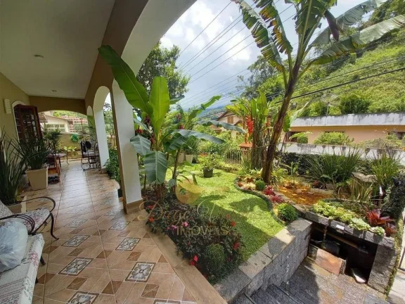 Imagem Casa para Venda em Teresópolis / RJ no bairro Várzea