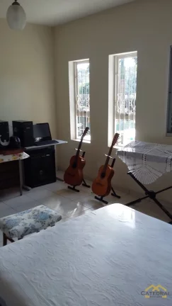 Imagem Belíssima Chácara Térrea à venda no Vale Azul