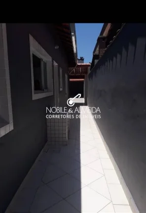 Imagem Casa ótima localização, 600 m. do mar!