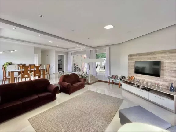 Imagem Cond Beverly Hills - 4sts TÉRREA c/ piscina. Impecável, privacidade e vista