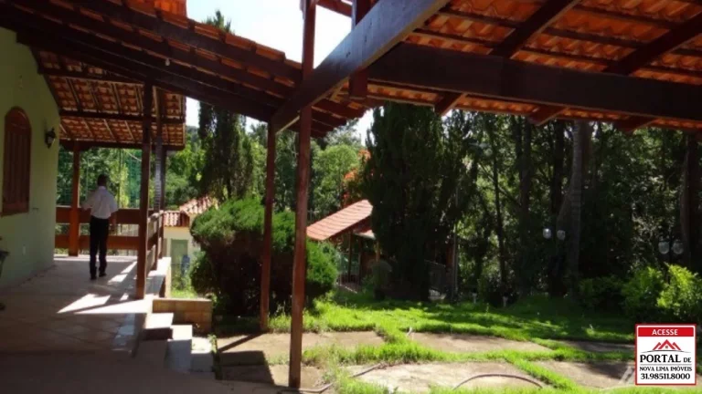 Imagem VENDO BELO SITIO EM ESMERALDAS, JUNTO AO CONDOMÍNIO IPÊ AMARELO. AMPLA ÁREA DE LAZER, PISCINA, SAUNA, QUADRA E LAGOA COM MUITO PEIXE