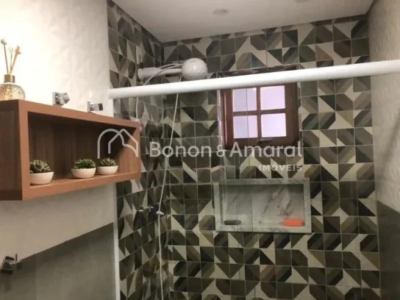Imagem Casa à venda no Parque Taquaral com 170 m² de área construída, este imóvel oferece diversas com...