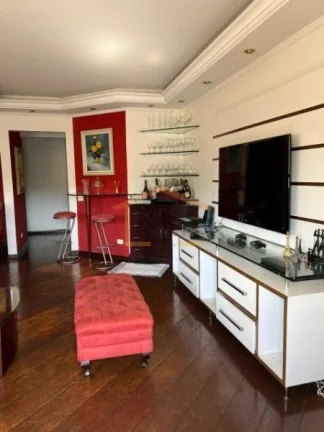 Imagem Apartamento amplo, 158m², 3 dormitórios, sendo 1 suíte, totalizando 4 banheiros, lavabo, dependê...