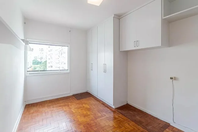 Imagem Apartamento 95M², 2Q, 2 Banheiros, 1 Vaga, Banheiro de Serviço, Split.