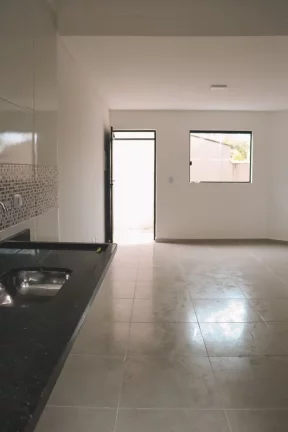 Imagem Sobrado de Condomínio com 2 dorms, Maracanã, Praia Grande - R$ 260 mil, Cod: 2272