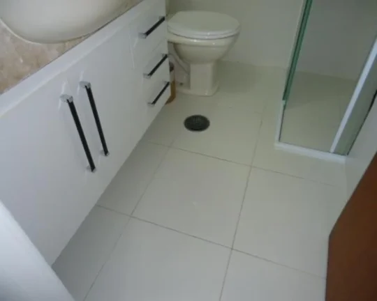 Imagem Flat à venda no Guarujá na praia das Pitangueiras.