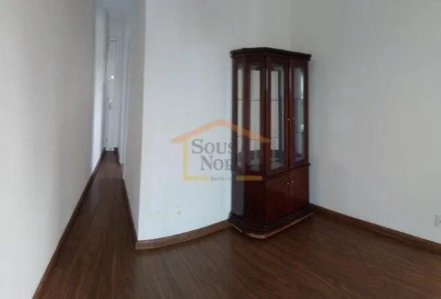 Imagem Apartamento com 78 m² de área útil, distribuídos em 3 dormitórios, sendo 1 suíte, sala para do...