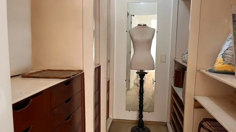 Imagem Casa Alto de Pinheiros - 400M², 4 Dorms, 2 Suítes, 6 Vagas, Alto Padrão.