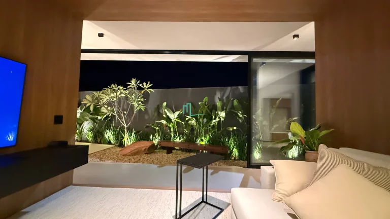 Imagem RESIDÊNCIA LINEAR NOVA DE ALTO PADRÃO DISPONÍVEL PARA VENDA NO CONDOMÍNIO RESERVA DOS YPES - CRISTAIS PAULISTA.