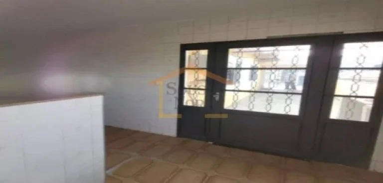 Imagem Casa térrea com 125 m². Dispõe de 2 dormitórios, sala, cozinha, banheiro, lavanderia, quintal. I...