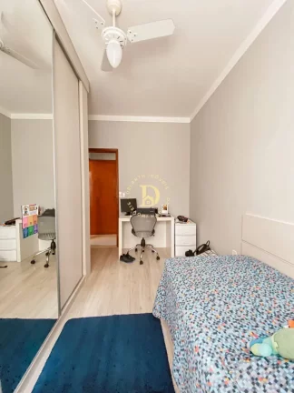 Imagem Casa - Villa Branca - Jacareí - 3 dormitórios (1 suíte) - 161m²