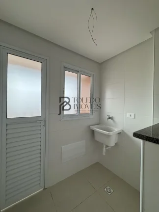 Imagem Apartamento Novo com Lazer completo de 2 Dormitórios sendo 1 suíte no bairro Guilhermina - Praia Grande