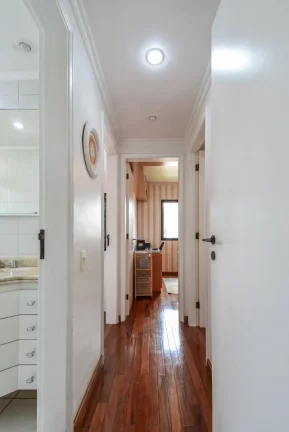 Imagem Apartamento em Pinheiros perto do metrô com 3 quartos (1 suíte ) e 3 vagas, 120m²