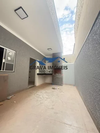 Imagem Alto Padrão para Venda em Sarandi, JARDIM VERÃO, 3 dormitórios, 1 suíte, 2 banheiros, 2 vagas