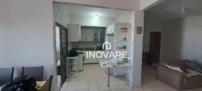 Imagem Apartamento com 2 dormitórios à venda, 135 m² por R$ 380.000 - Setor Central - Itumbiara/GO