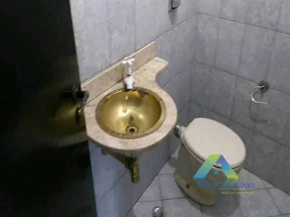 Imagem DIADEMA Sobrado 184M², 3 dormitórios, 1 suíte, 2 vagas, ótima localização e valor !!!!