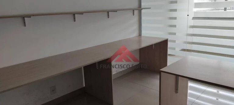 Imagem Sala comercial no Jardim Icaraí com 30m², perto de todo comércio do Largo do Marrão