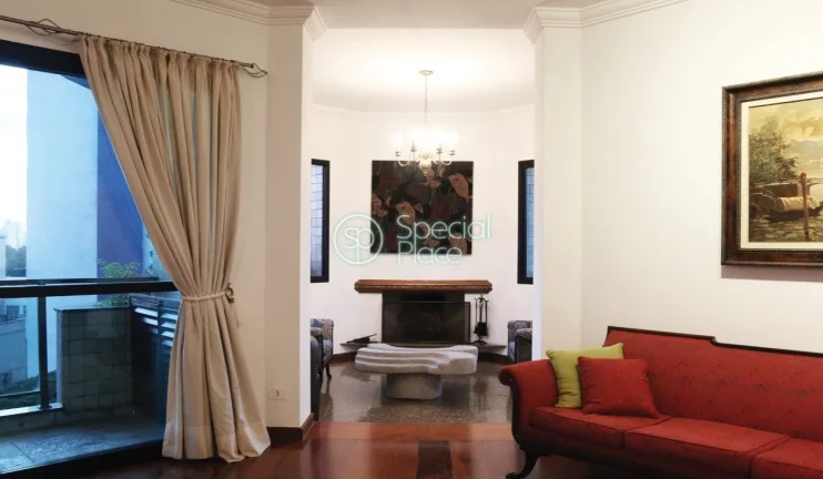 Imagem Excelente apartamento, 326 metros, 4 dormitórios, 2 suítes, 2 quartos com uma suíte americana, sa...