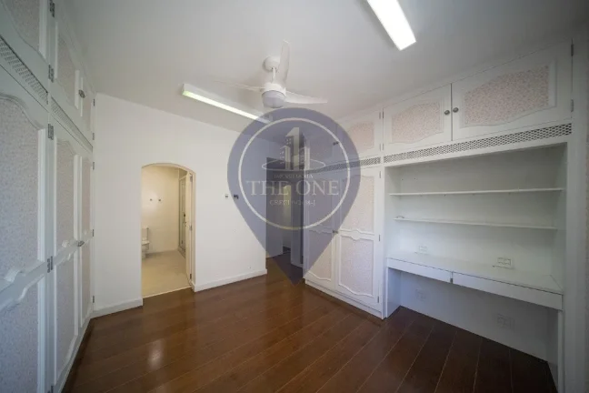 Imagem Imperdível: Apartamento de Luxo com 3 Suítes no Jardim Paulista, São Paulo-SP - 255m², 4 Vagas de Garagem!
