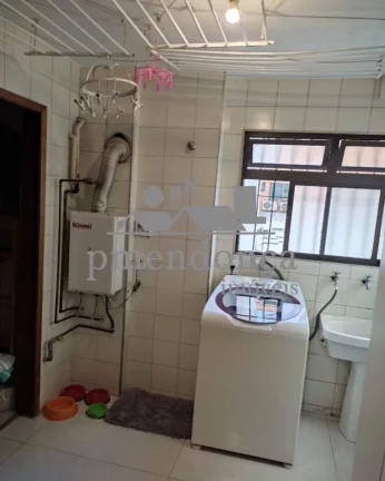Imagem Apartamento a venda na Vila Madalena com 3 suítes e 3 vagas, 130m²