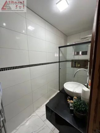 Imagem CASA RESIDENCIAL em PRAIA GRANDE - SP, MARACANÃ
