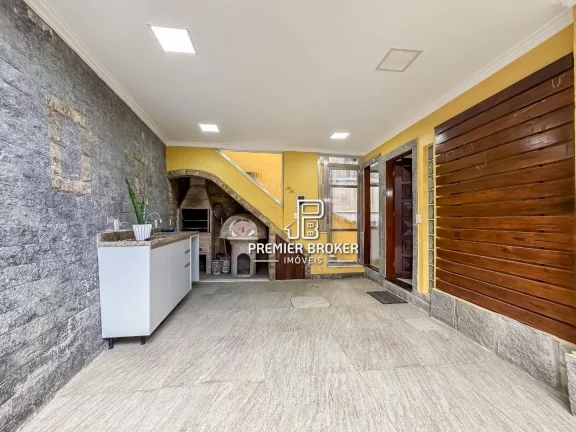 Imagem Casa à venda, 140 m² por R$ 600.000,00 - Barra do Imbuí - Teresópolis/RJ