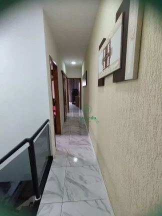 Imagem Sobrado à venda, 200 m² por R$ 850.000,00 - Jardim Adriana - Guarulhos/SP