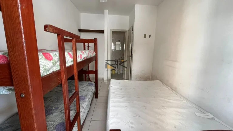 Imagem APARTAMENTO PRAIA GRANDE com 2 dormitórios sendo 1 suíte,1 vaga de garagem,cozinha,lavanderia e garagem